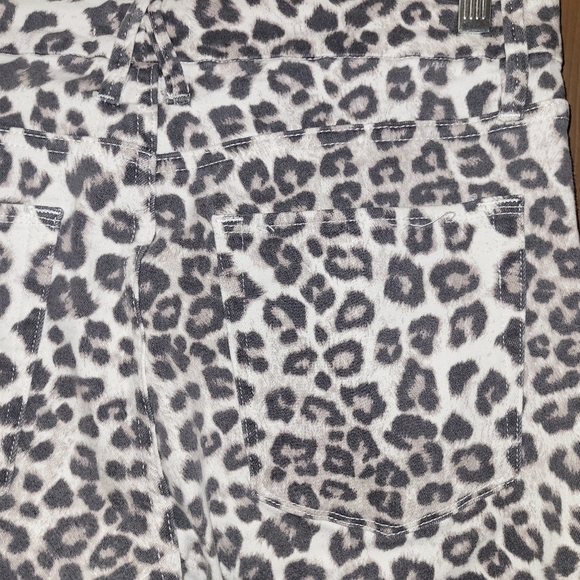 + Good American Good Waist Crop Animal print jeans - Picture 12 of 12